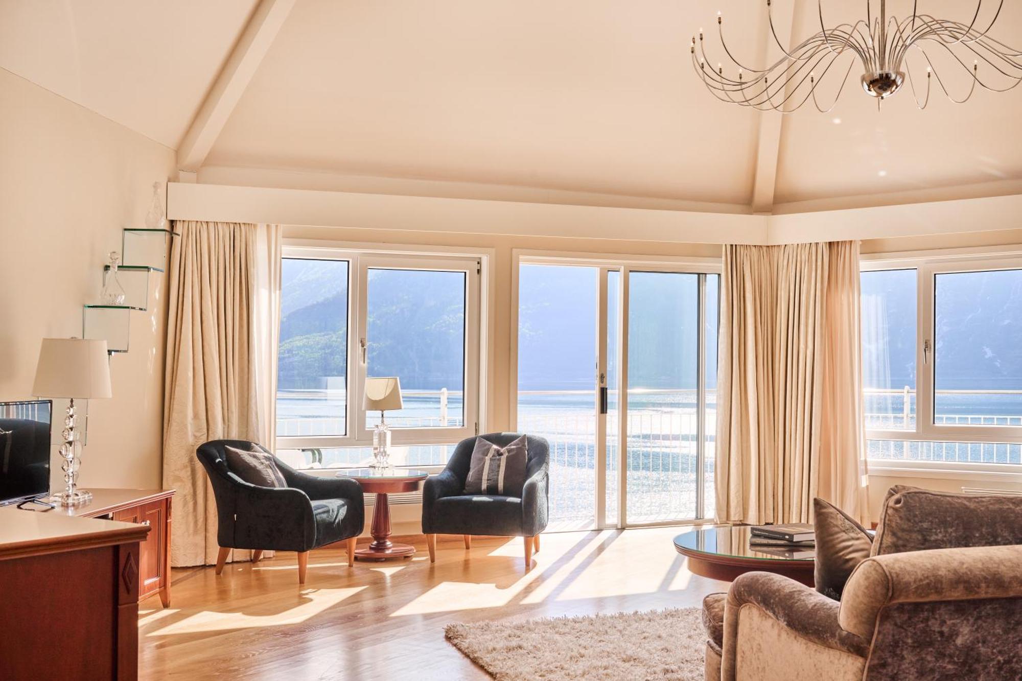 Hotel Ullensvang ลอฟทุส ภายนอก รูปภาพ
